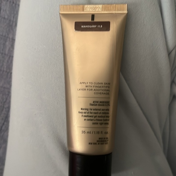 Bare minerals complexion rescue mahogany 11.5 - Picture 2 of 3